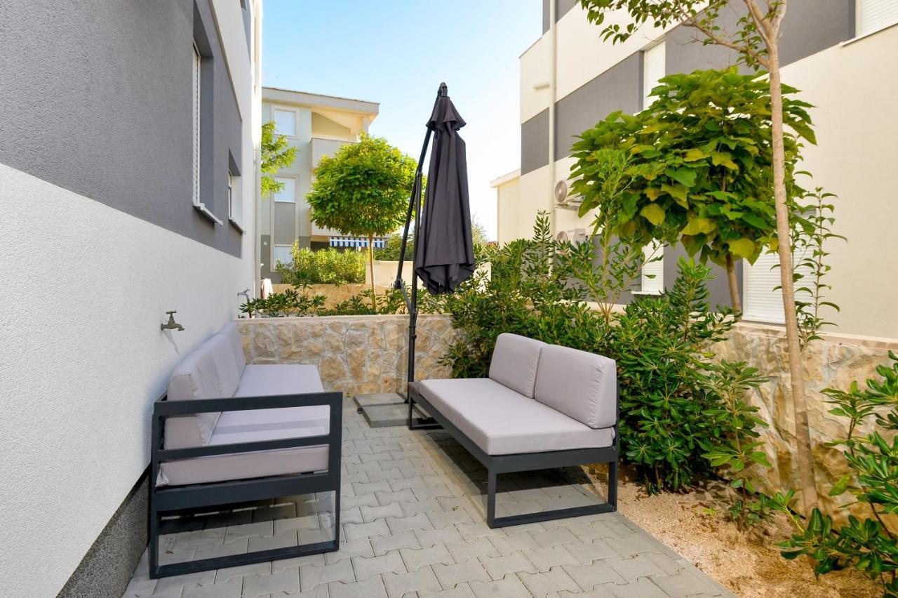 Relax Apartments Novalja Exteriér fotografie