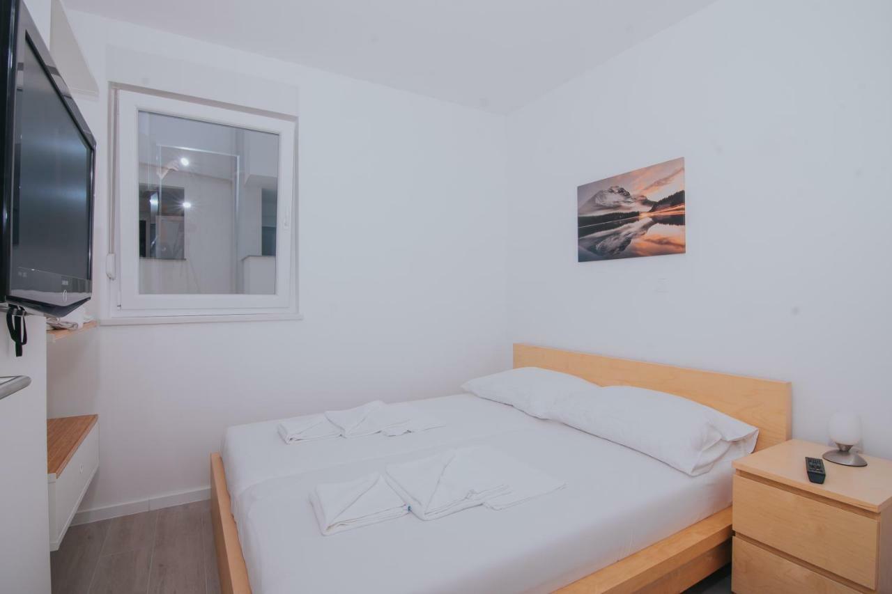 Relax Apartments Novalja Exteriér fotografie